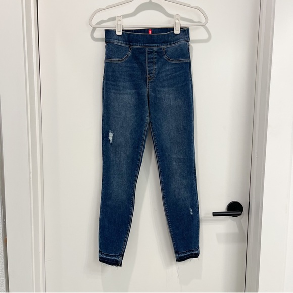 SPANX NWOT Distressed Ankle Skinny Leg Jeans - Picture 4 of 6
